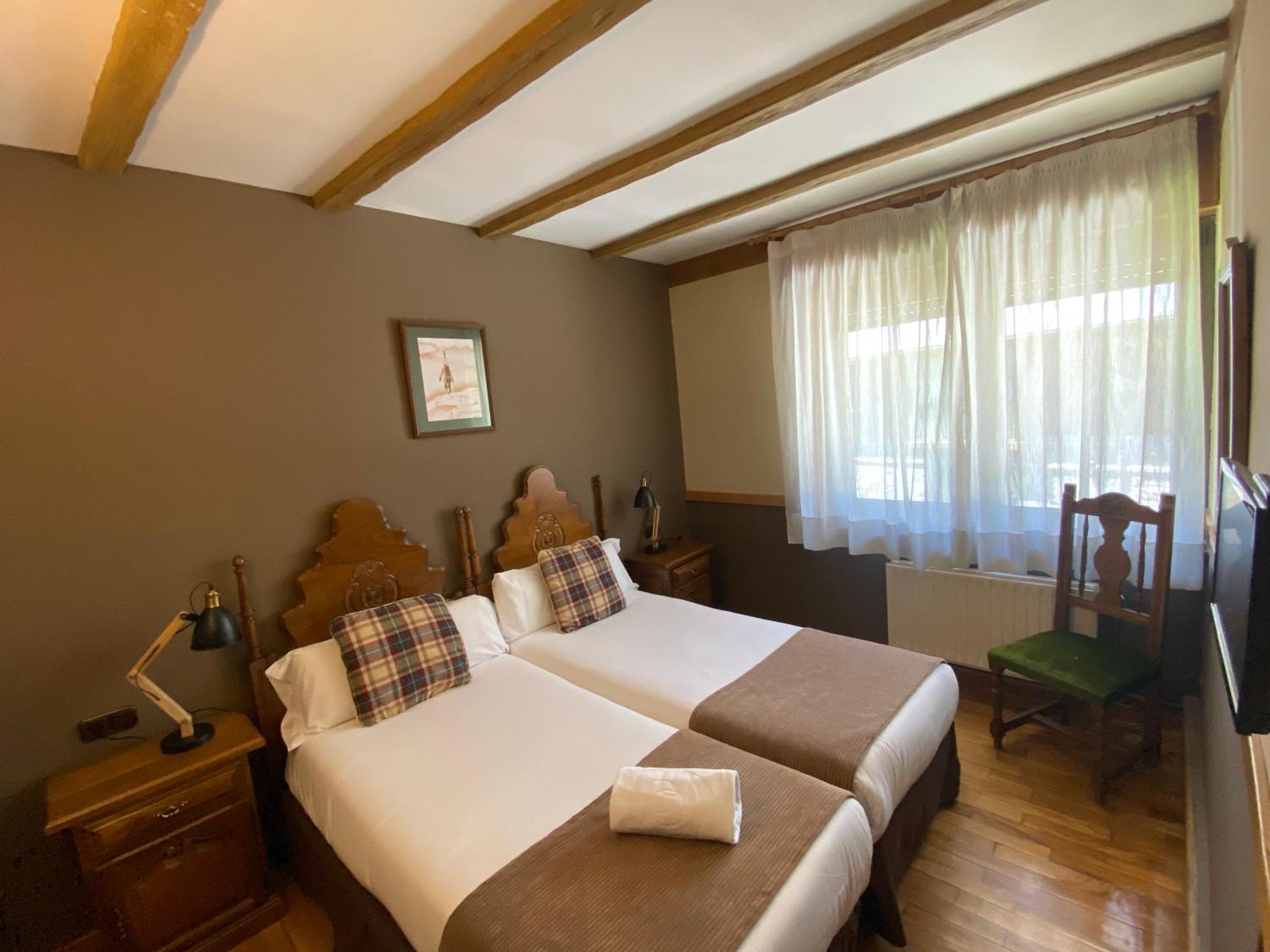 Gran Chalet Hotel & Petit Spa Vielha Room photo